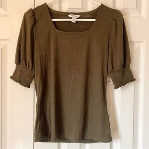 NWT Olive Green Top with Ruched Sleeves Nine West XS